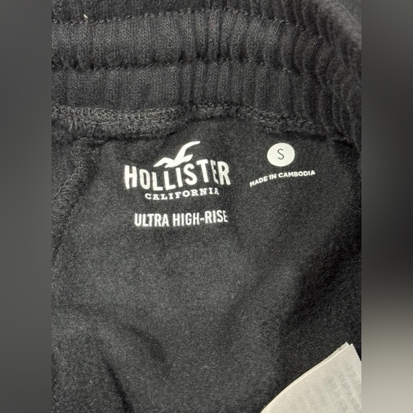 Hollister Black Ultra High-Rise Sweatpants‎ - Picture 7 of 8